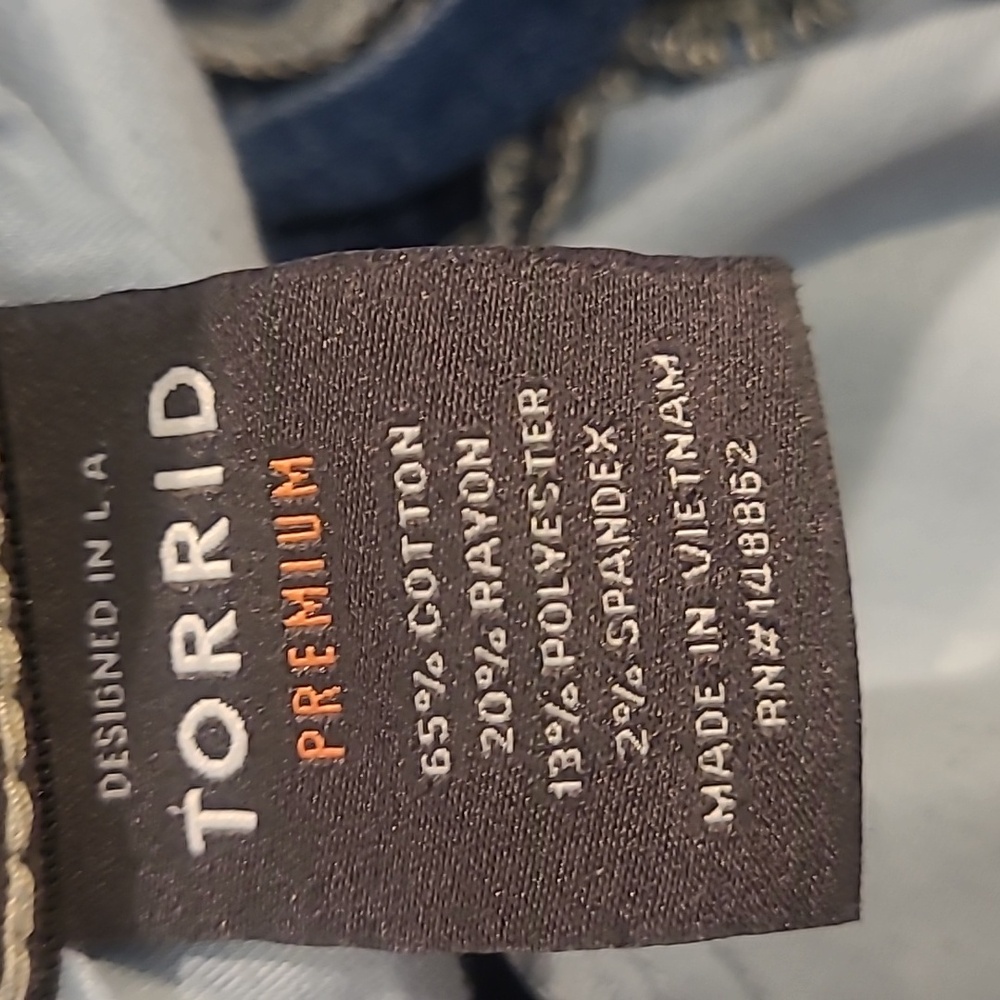 Torrid Sky High Skinny Blue Denim Jeans Size 18R - Picture 8 of 8